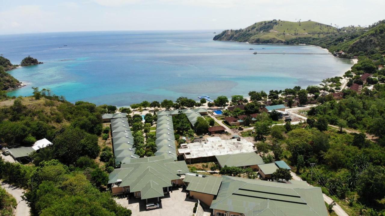 Sylvia Beach Villa Labuan Bajo Exteriör bild