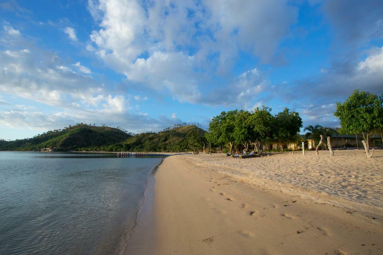 Sylvia Beach Villa Labuan Bajo Exteriör bild